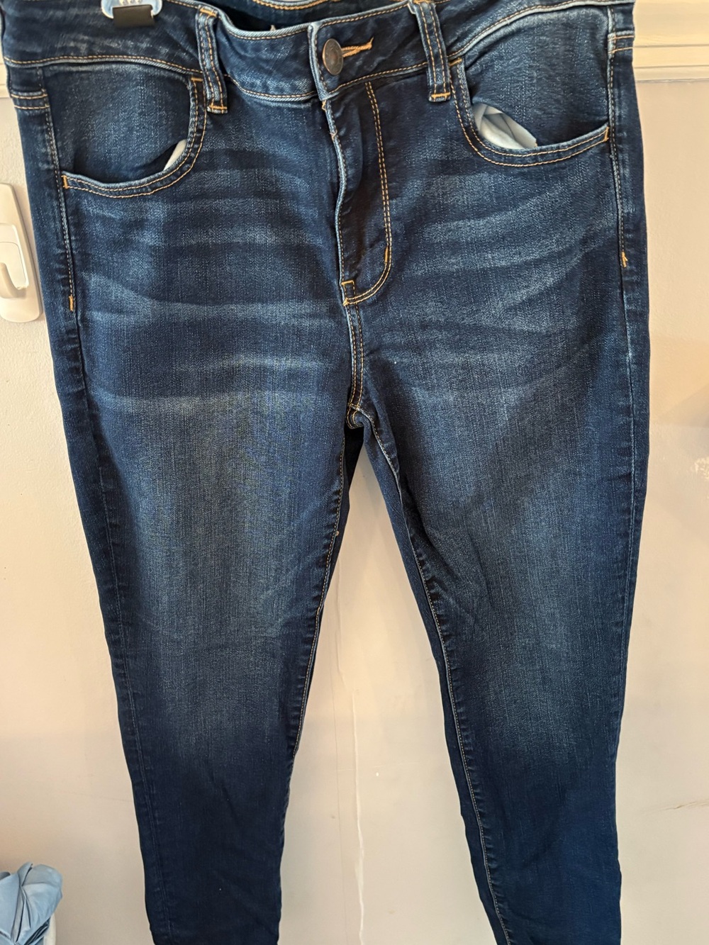 American Eagle Outfitters Dark Blue Skinny Jeans